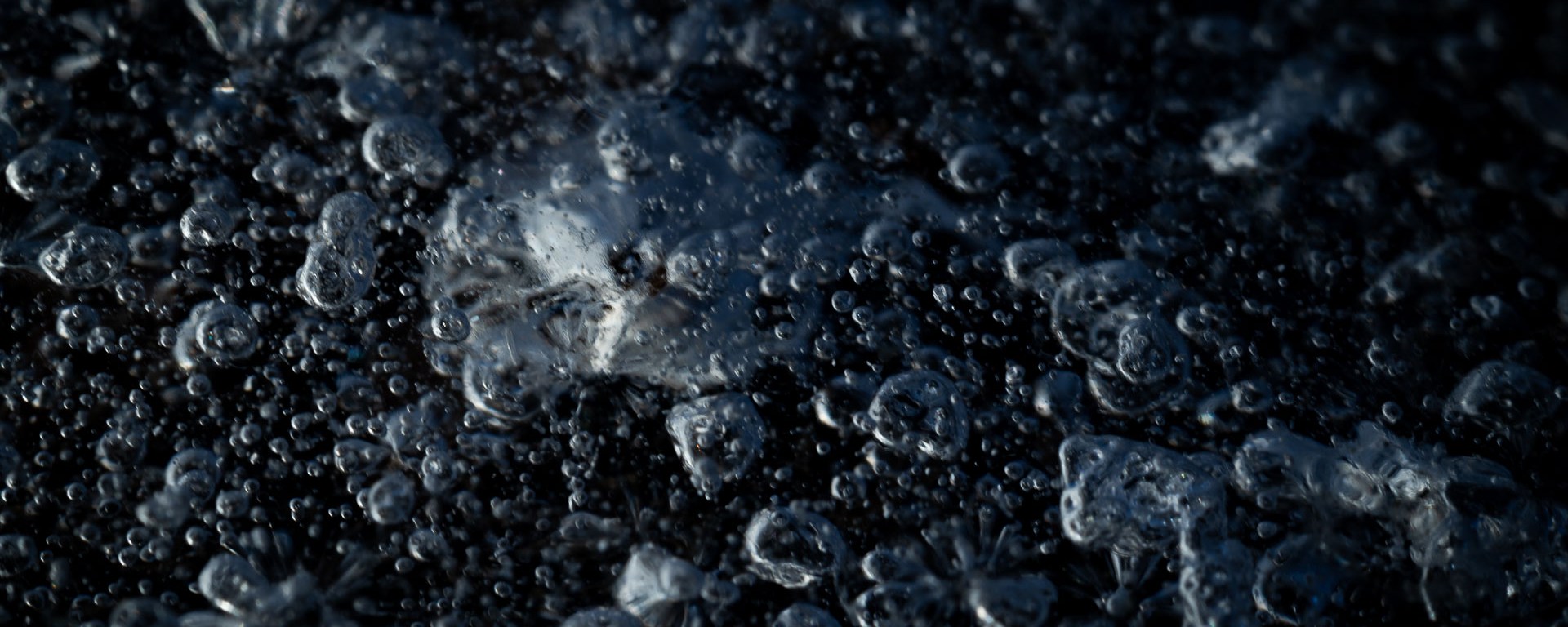 Frozen bubbles